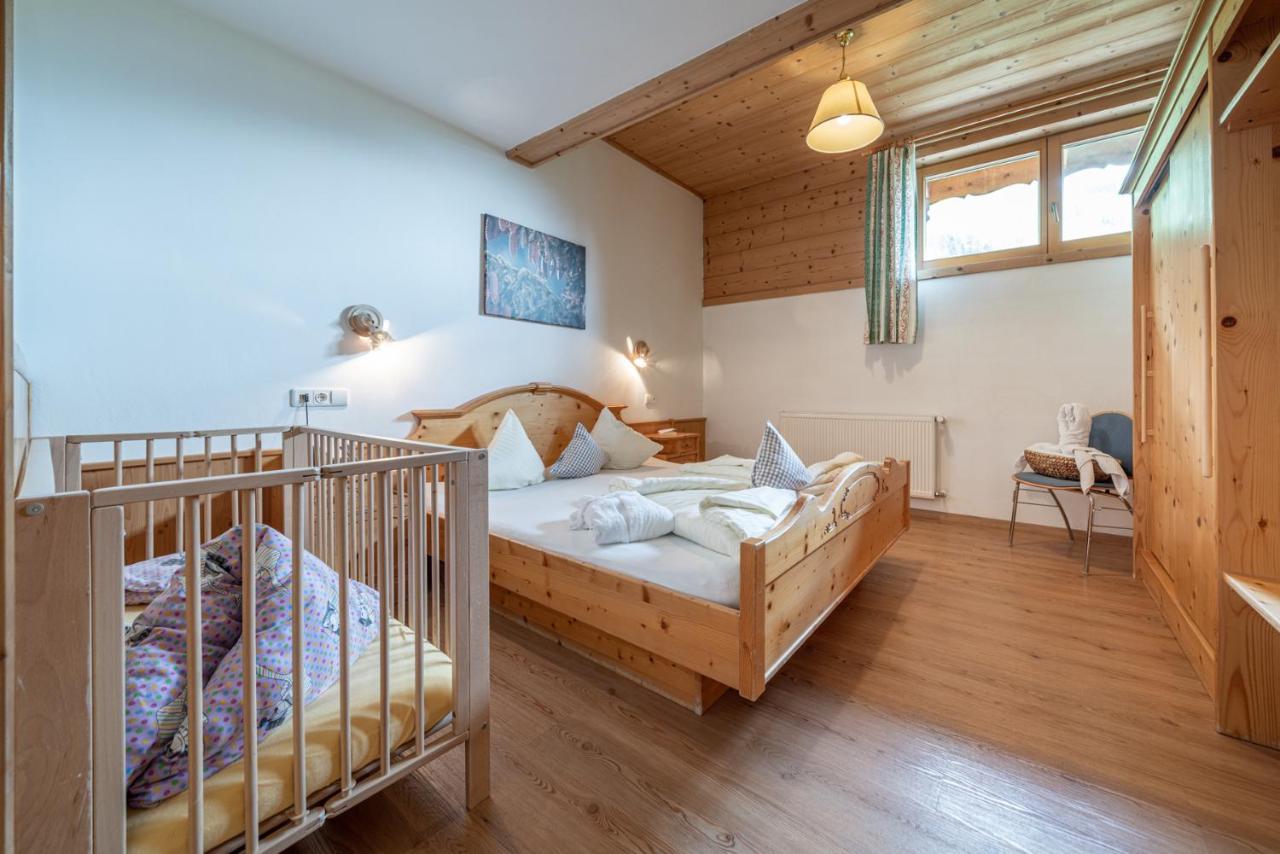 Familienhotel Replerhof Mit Kinderbetreuung Pragraten Ruang foto